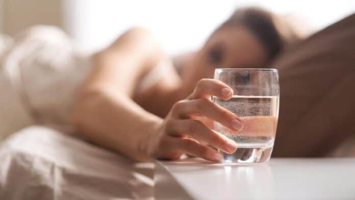 7 Dampak Buruk Apabila Kamu Tidak Minum Air Putih