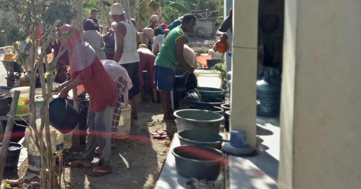 Warga Desa Ini Habiskan 6 Juta/bulan untuk Air Bersih