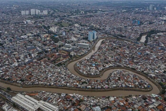 Kualitas Air Sungai Jakarta Memprihatinkan