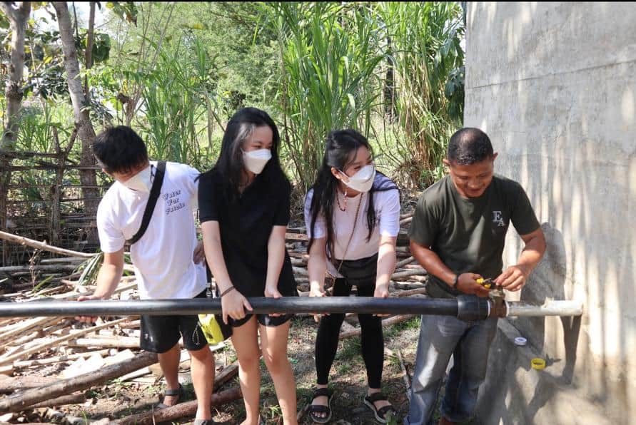 Pelajar Ini Sukses Bangun Sarana Air Bersih Bagi Warga NTT