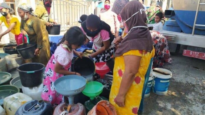 Perempuan Pihak Paling Terdampak dari Krisis Air Bersih