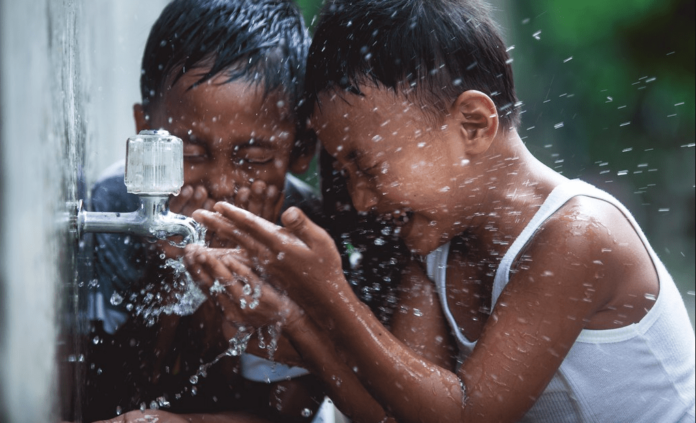 Indonesia Baru Miliki 12 Persen Akses Air Minum Aman