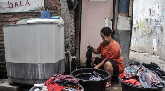 Warga Penjaringan Jakarta Utara Krisis Air Bersih