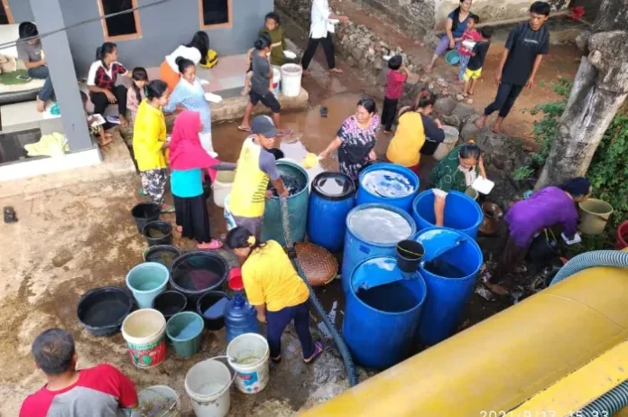 Dampak Kemarau Panjang Picu Krisis Air di Sulawesi Barat